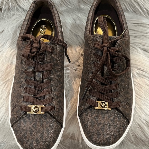 Michael Kors Women’s Keaton Logo Lace Up Sneakers. NEW - Picture 5 of 14